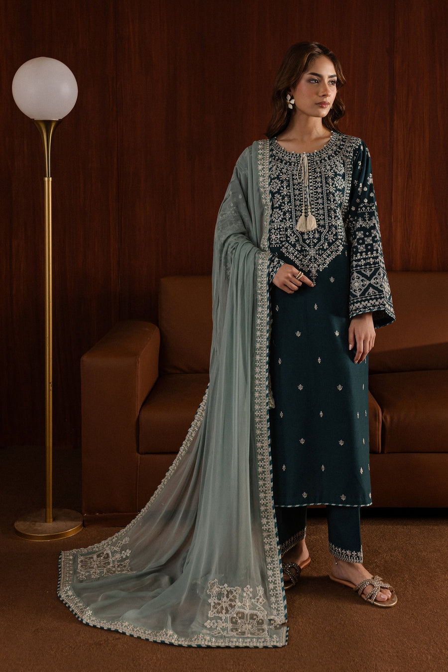 BAROUQE MOST DEMANDING ARTICAL LAWN EMBROIDERD UNSTICH 3PC (WA-950)