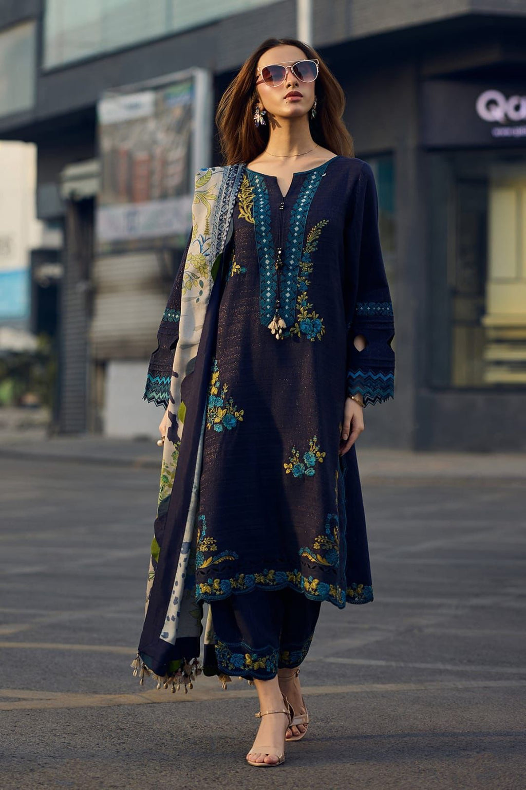 CHIRZMA MOST DEMANDING ARTICAL LAWN EMBROIDERD UNSTICH 3PC (WA-7890)