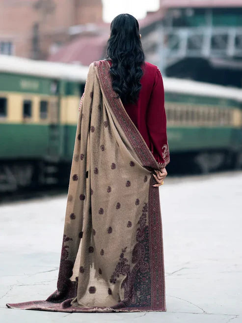 Heavy Embroidered Lawn 3pc