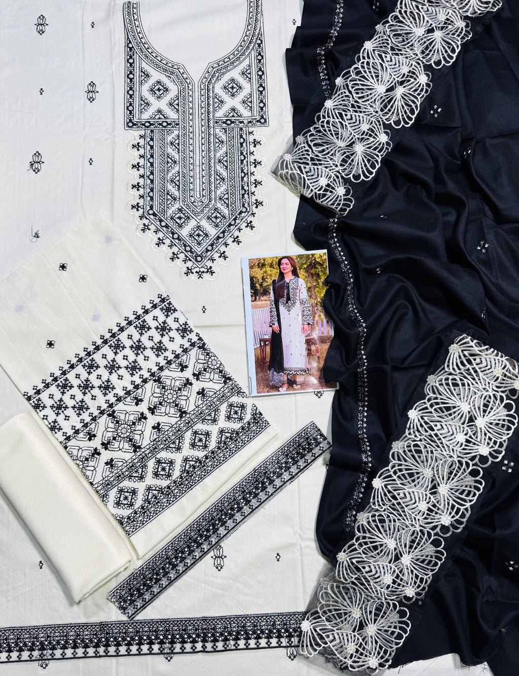 ALLY’S DHANAK EMBROIDERD UNSTICH 3PC (WA-210)