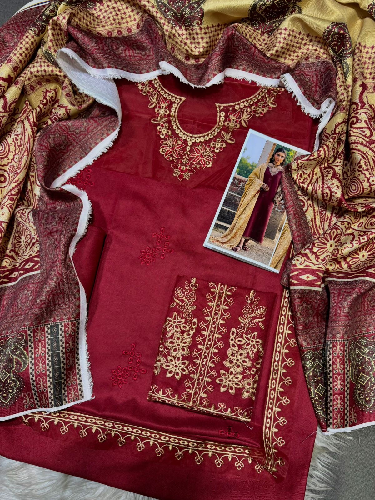 IZEL DHANAK EMBROIDERD UNSTICH 3PC (WA-215)