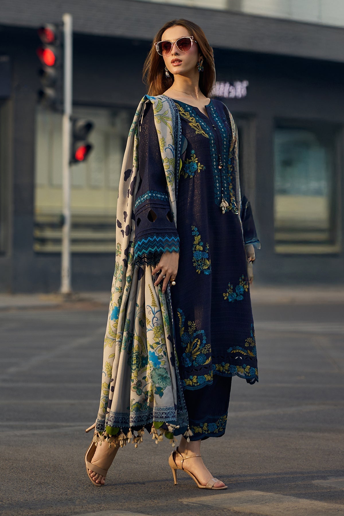CHIRZMA MOST DEMANDING ARTICAL LAWN EMBROIDERD UNSTICH 3PC (WA-7890)