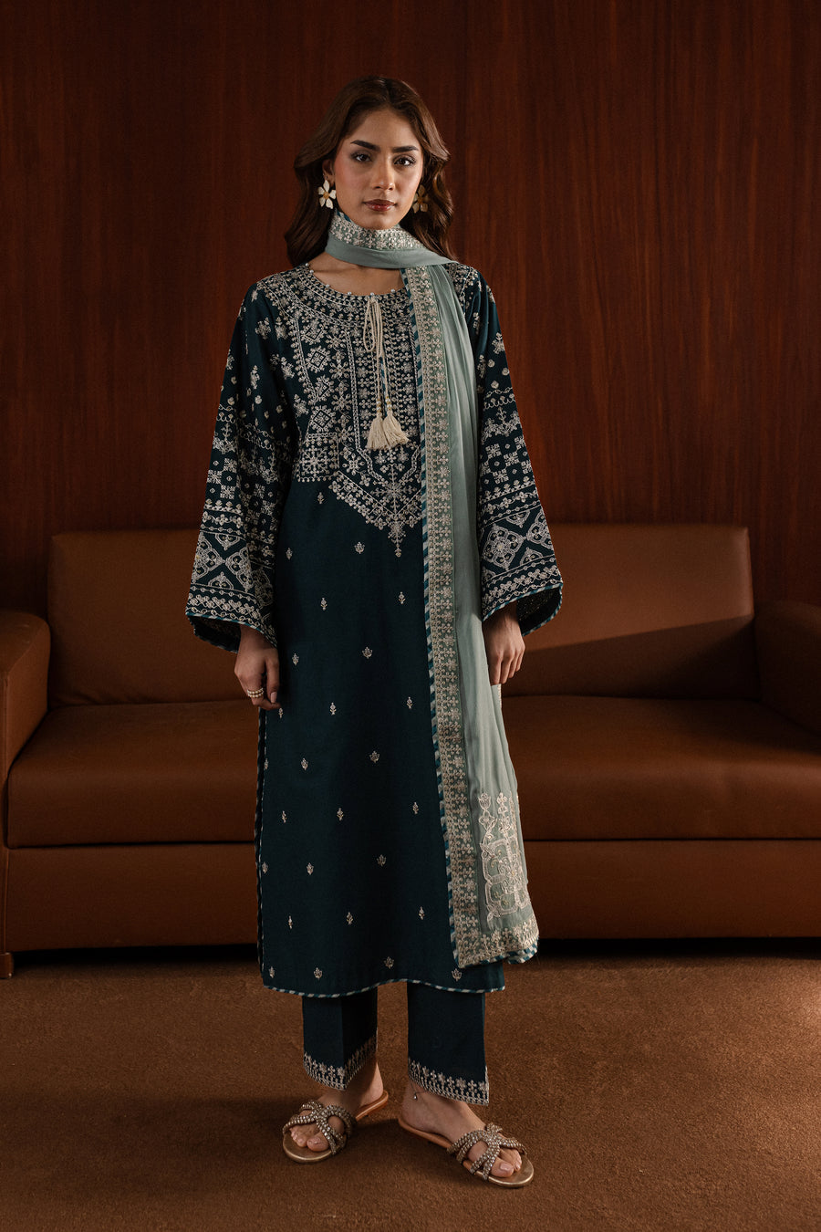 BAROUQE MOST DEMANDING ARTICAL LAWN EMBROIDERD UNSTICH 3PC (WA-950)